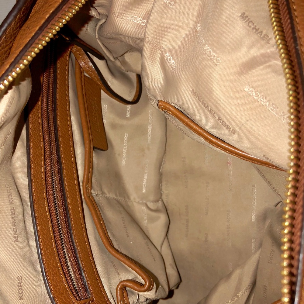 Micheal Kors Hobo Bag - Picture 5 of 5